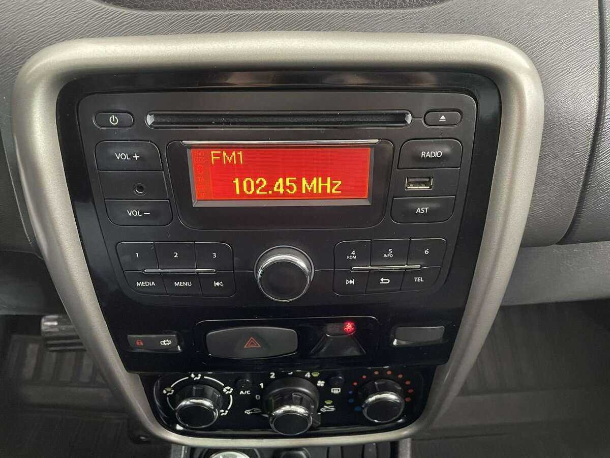 Б/У Рено Дастер 2015 года. Фото: #11