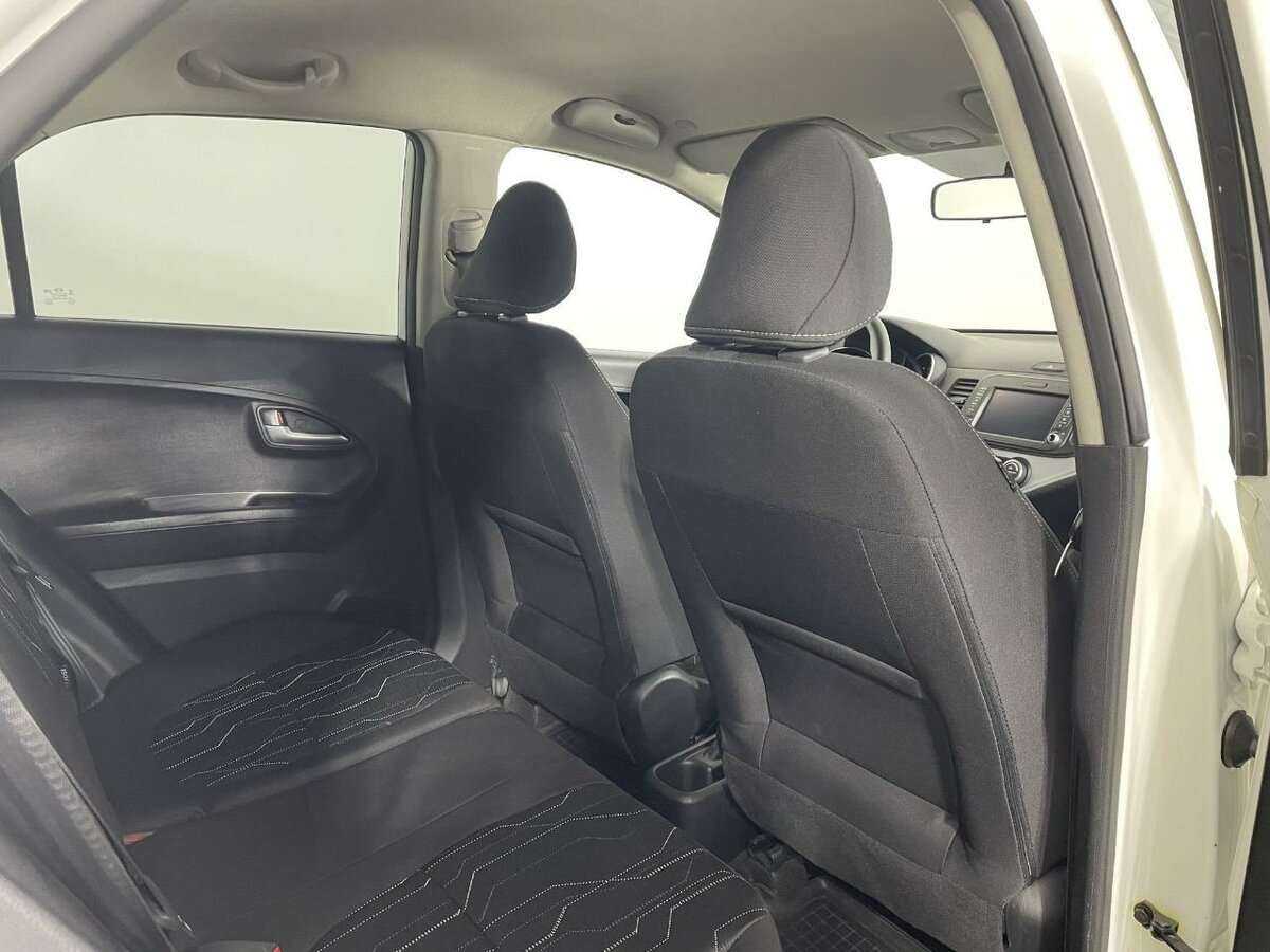 Б/У Киа Пиканто 2015 года. Фото: #14