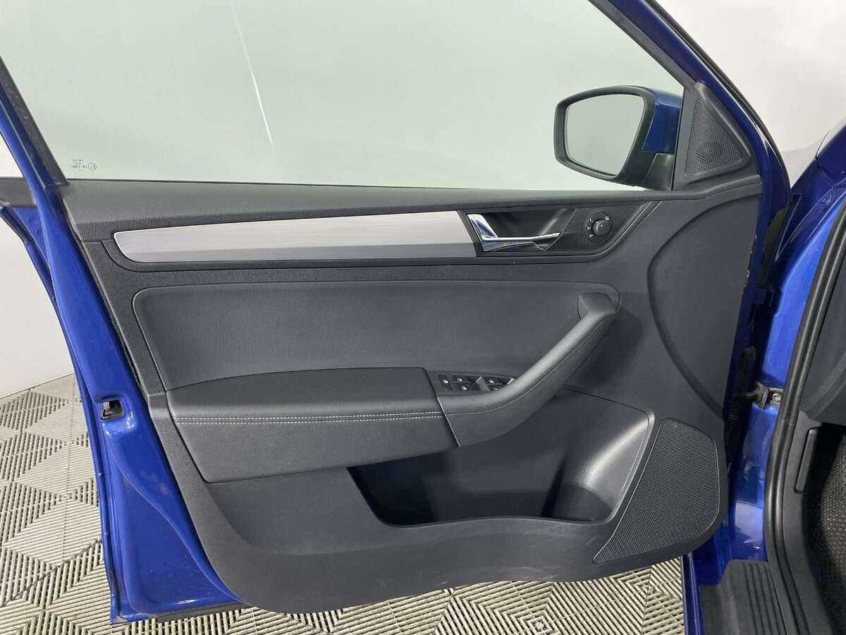 Б/У Шкода Рапид 2021 года. Фото: #7