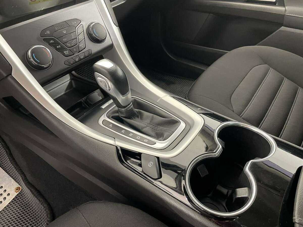 Б/У Форд Мондео 2015 года. Фото: #12