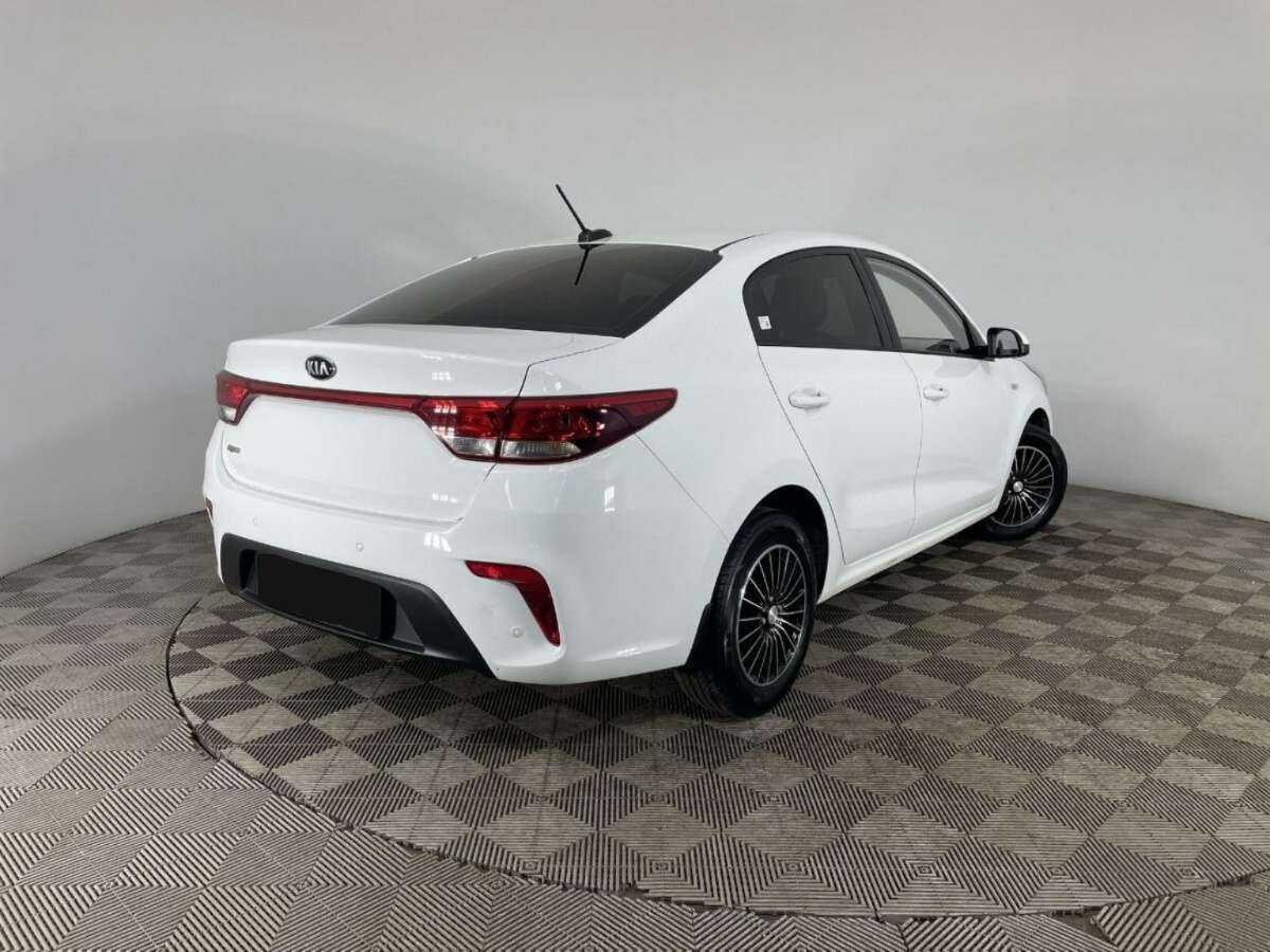 Б/У Киа Рио 2018 года. Фото: #5