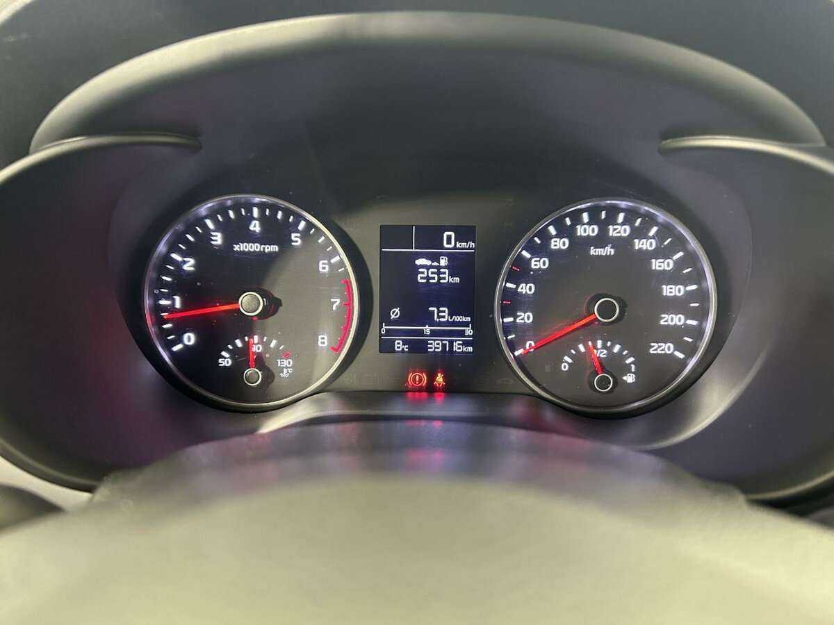 Б/У Киа Рио 2018 года. Фото: #10