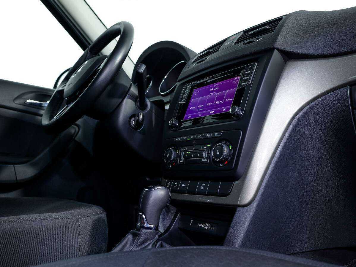 Б/У Шкода Йети 2015 года. Фото: #14