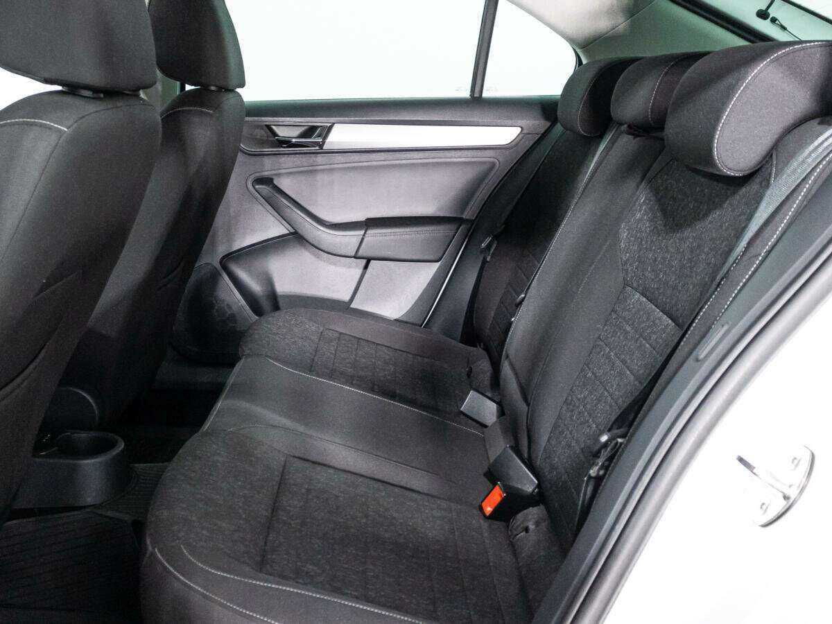 Б/У Шкода Рапид 2020 года. Фото: #9