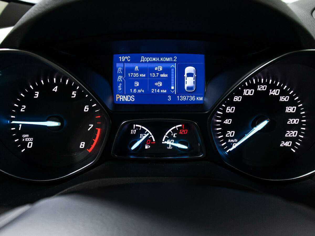 Б/У Форд Куга 2016 года. Фото: #11