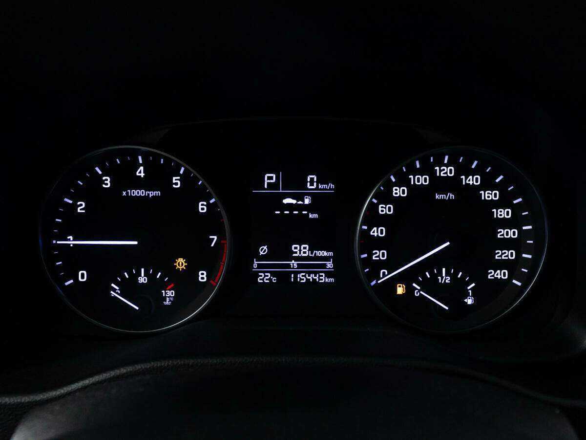 Б/У Хендай Елантра 2016 года. Фото: #11