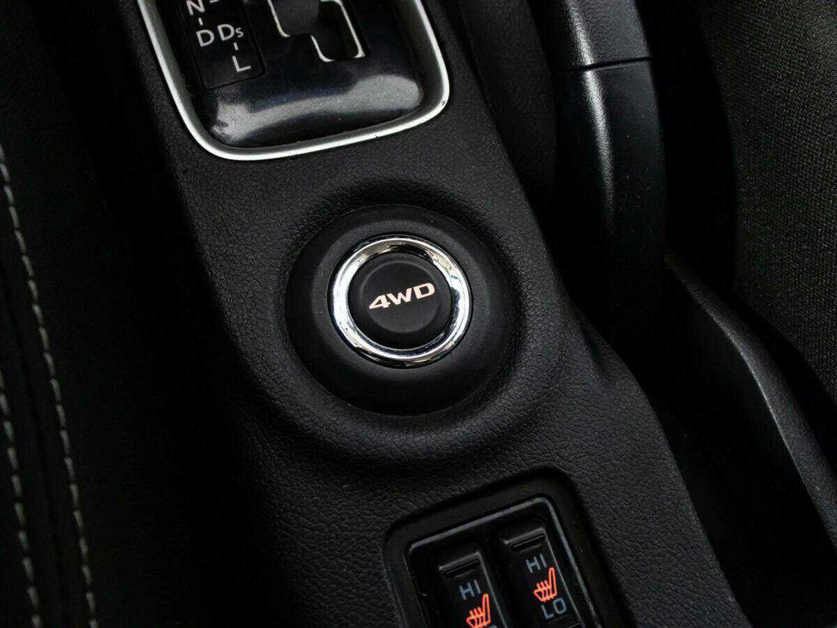 Б/У Митсубиши Оутлэндер 2016 года. Фото: #16