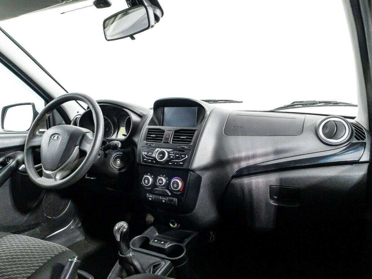 Б/У Лада (ВАЗ) Калина 2014 года. Фото: #8