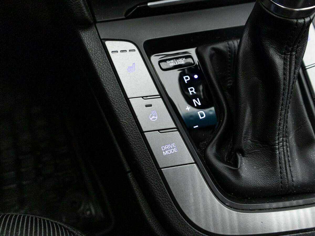 Б/У Хендай Елантра 2018 года. Фото: #15