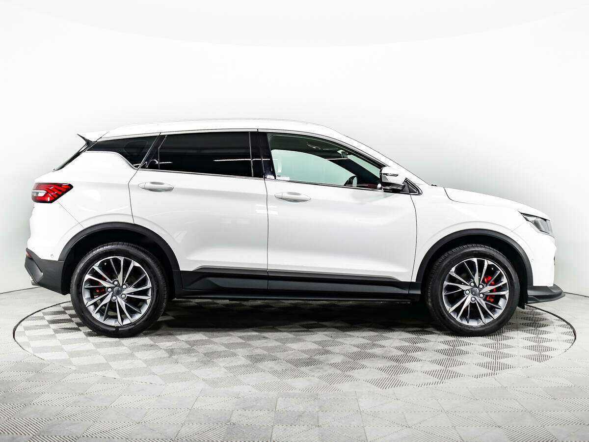 Б/У Джили Кулрэй 2022 года. Фото: #3