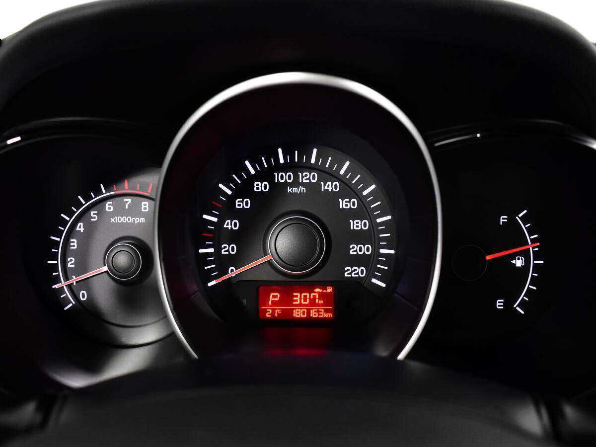 Б/У Киа Рио 2017 года. Фото: #10