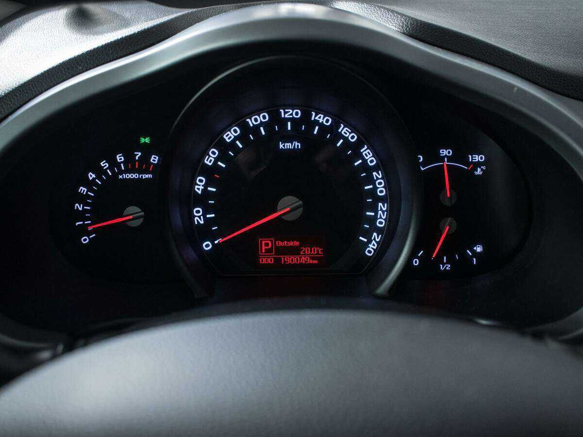 Б/У Киа Спортейдж 2015 года. Фото: #10