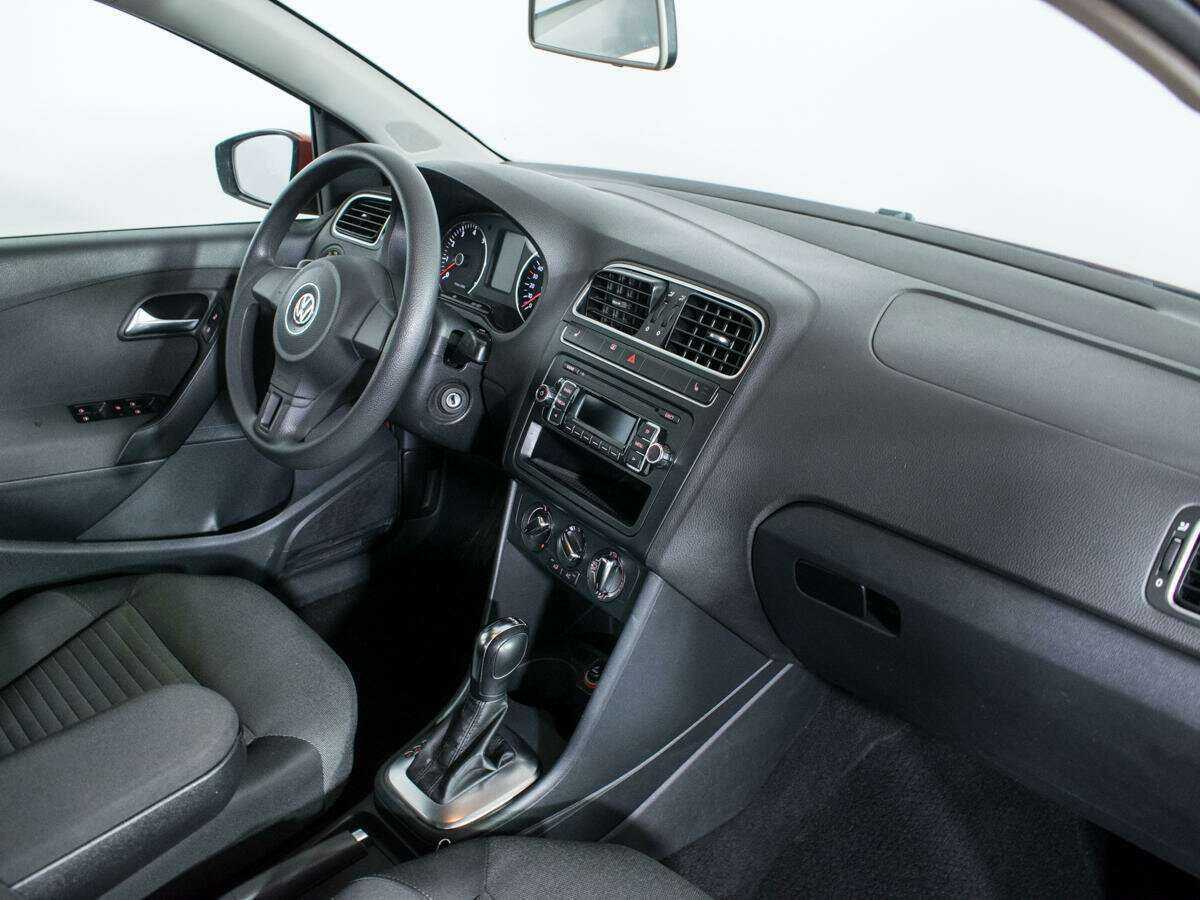 Б/У Фольксваген Поло 2012 года. Фото: #8