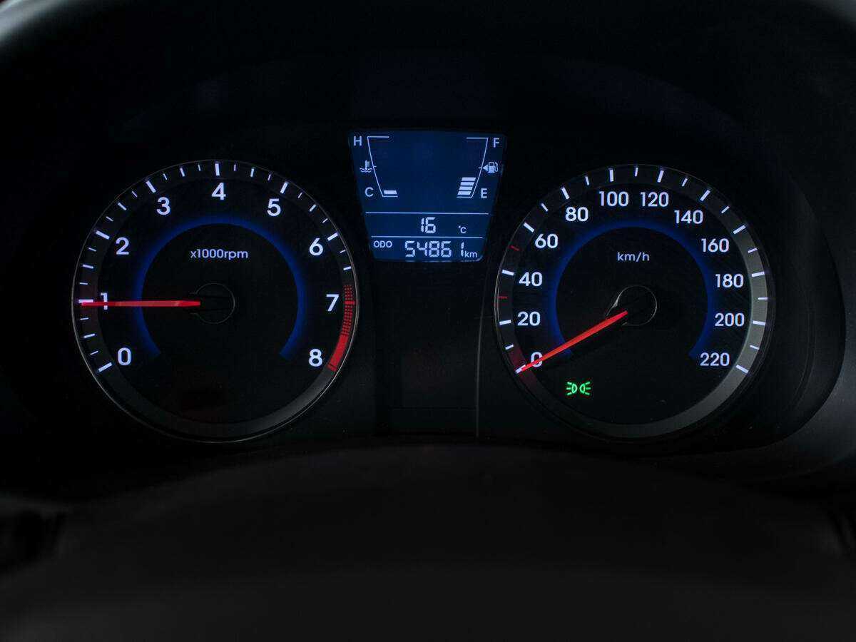 Б/У Хендай Солярис 2012 года. Фото: #10