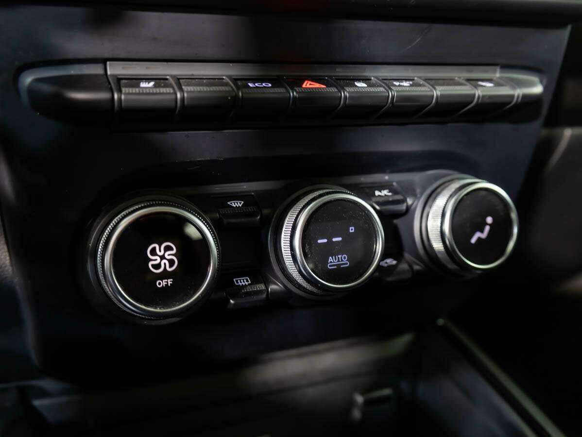 Б/У Рено Дастер 2021 года. Фото: #12