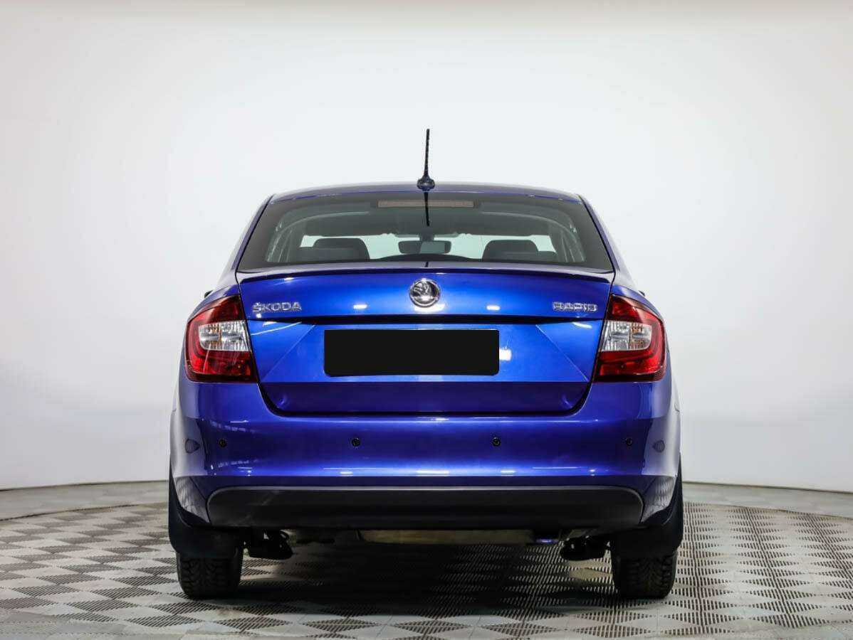 Б/У Шкода Рапид 2017 года. Фото: #4