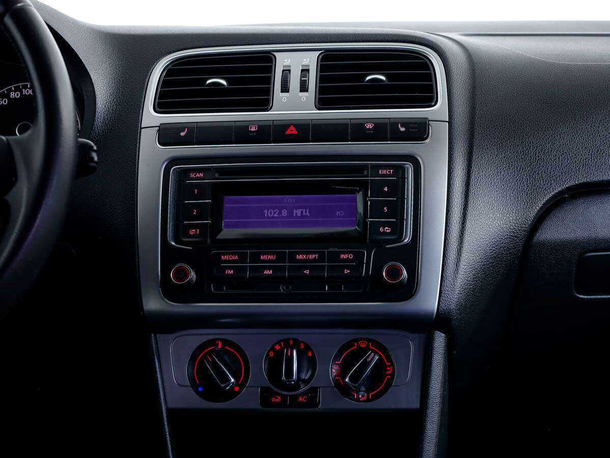 Б/У Фольксваген Поло 2013 года. Фото: #15