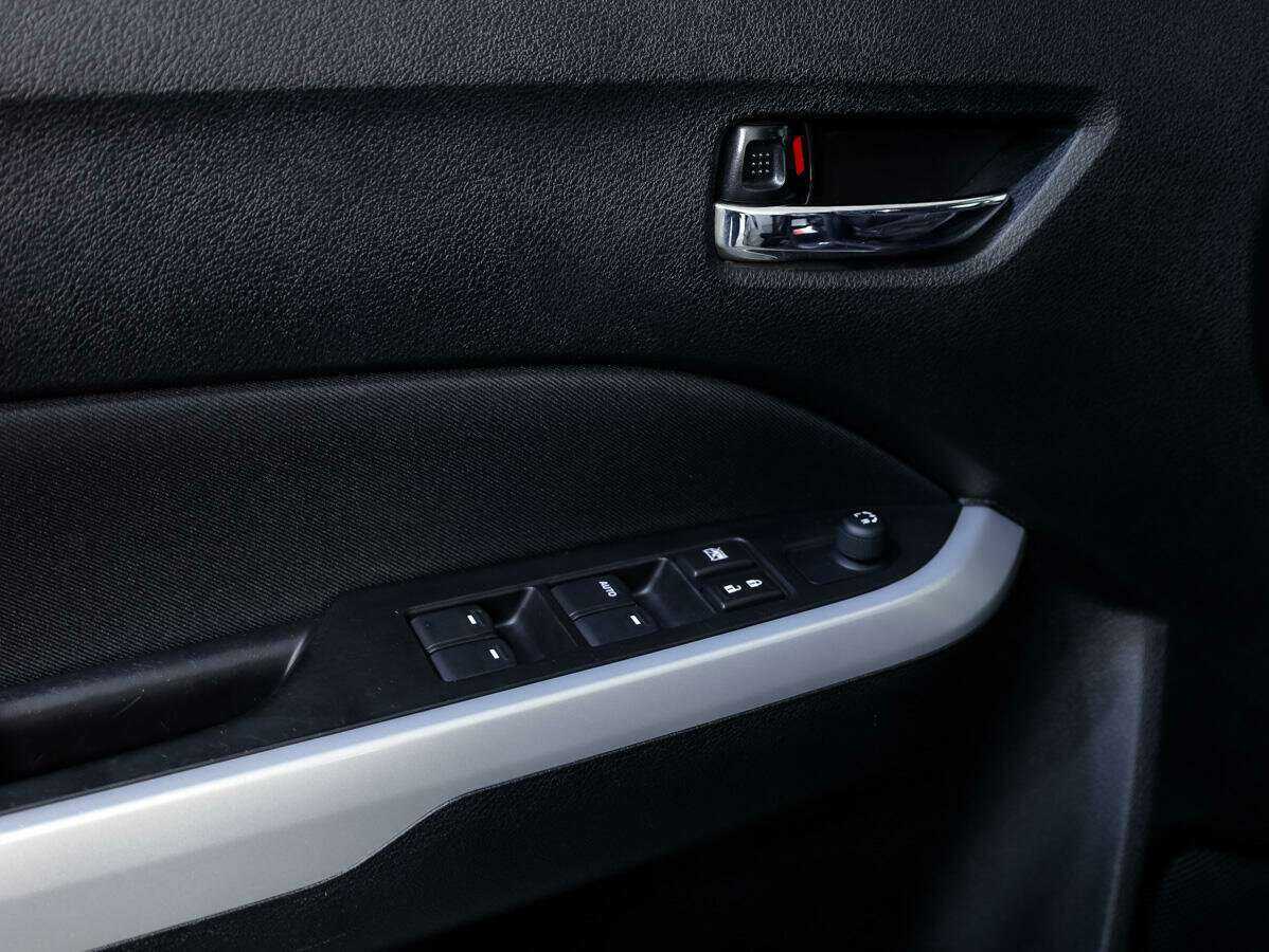 Б/У Сузуки Витара 2016 года. Фото: #18