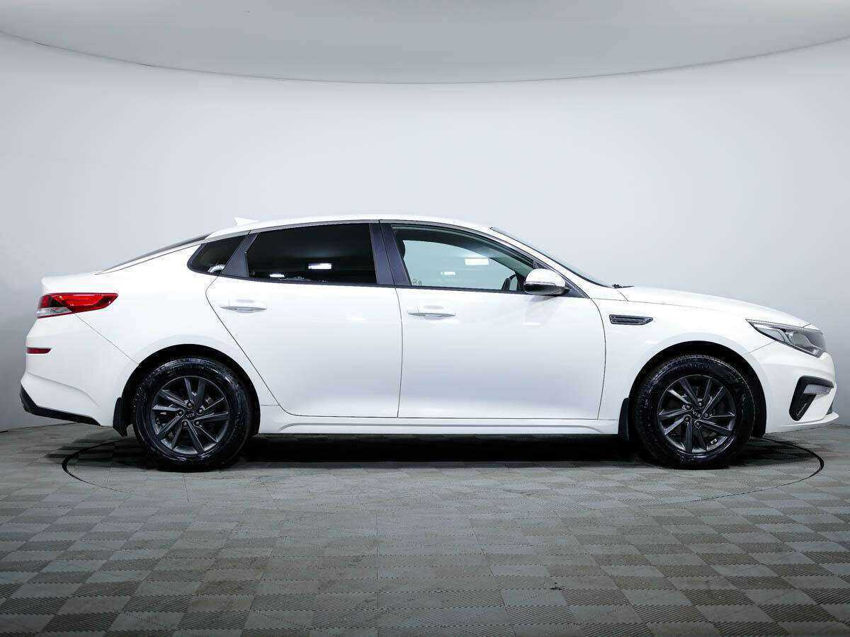 Б/У Киа Оптима 2019 года. Фото: #2