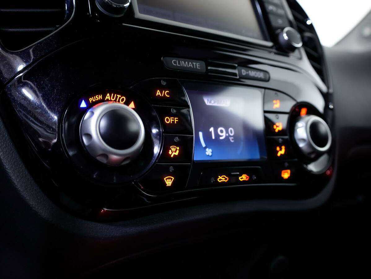 Б/У Ниссан Жук 2014 года. Фото: #12