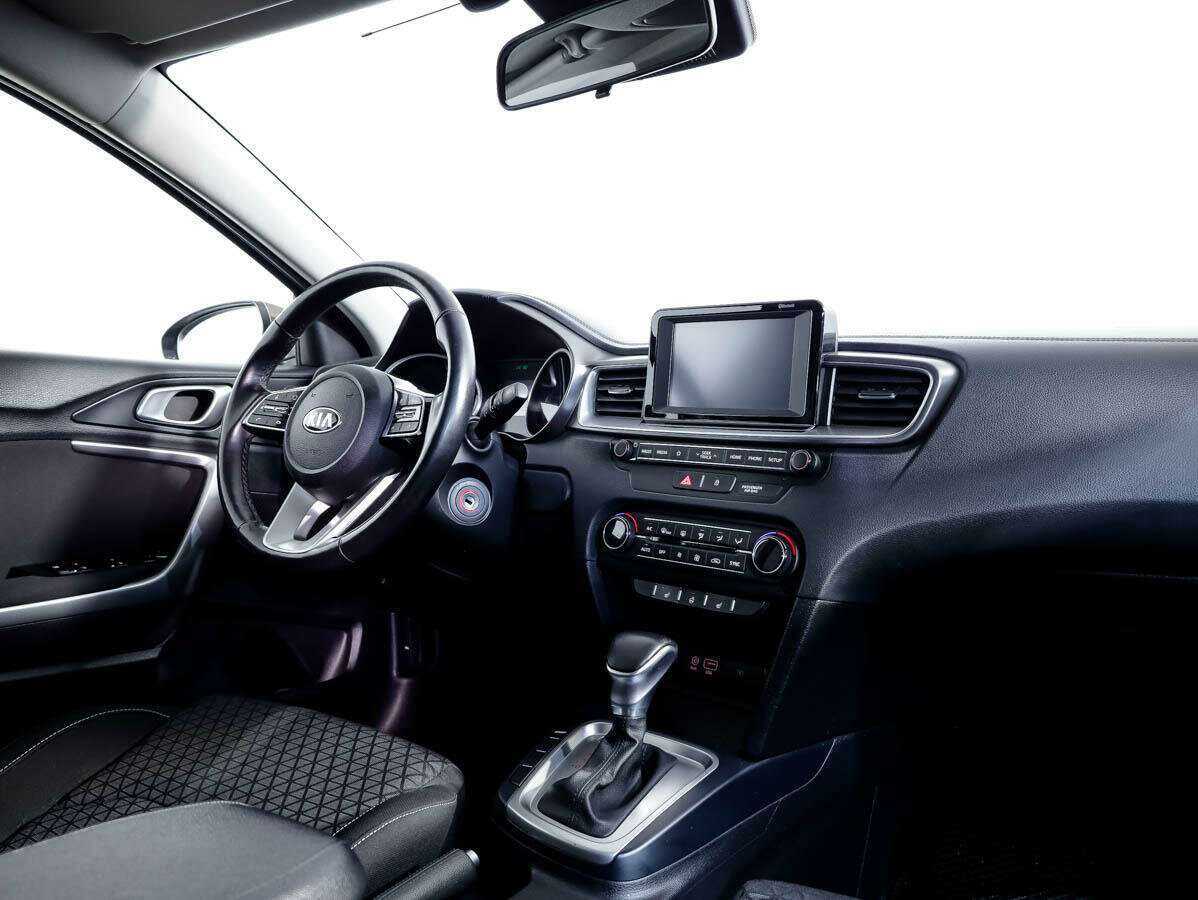 Б/У Киа Сид 2018 года. Фото: #7