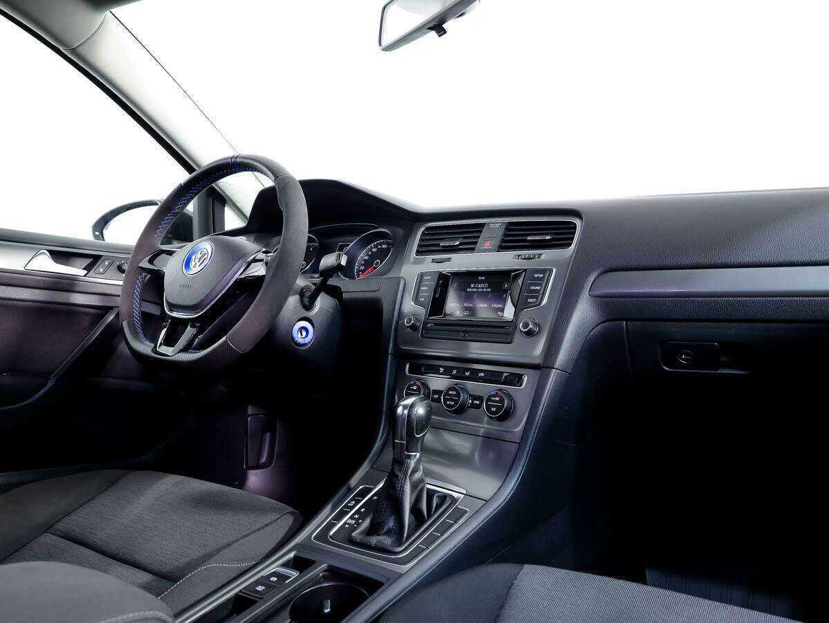 Б/У Фольксваген Гольф 2013 года. Фото: #7