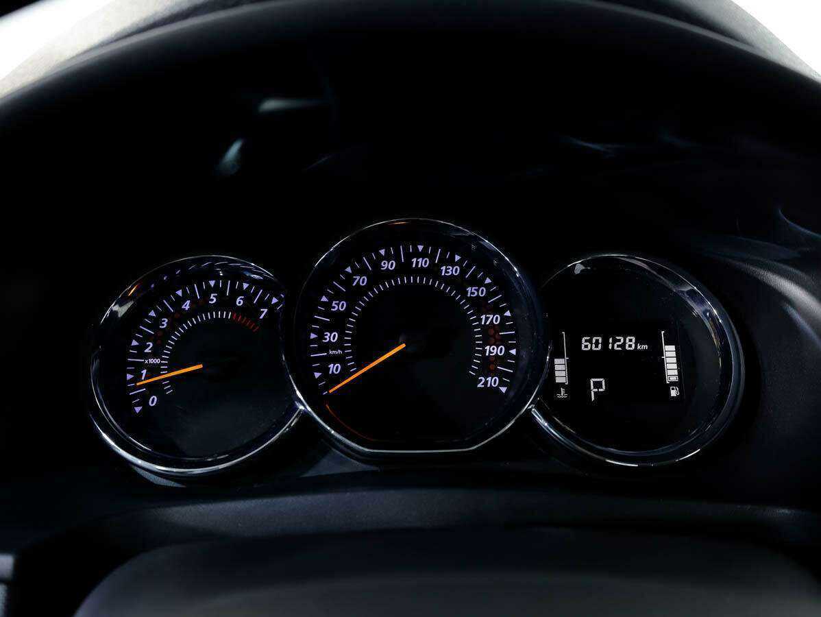 Б/У Рено Логан 2020 года. Фото: #19