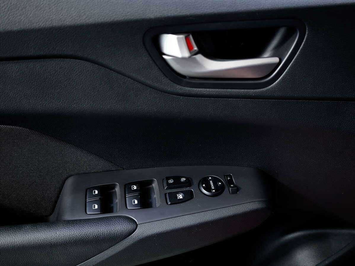 Б/У Хендай Солярис 2017 года. Фото: #12