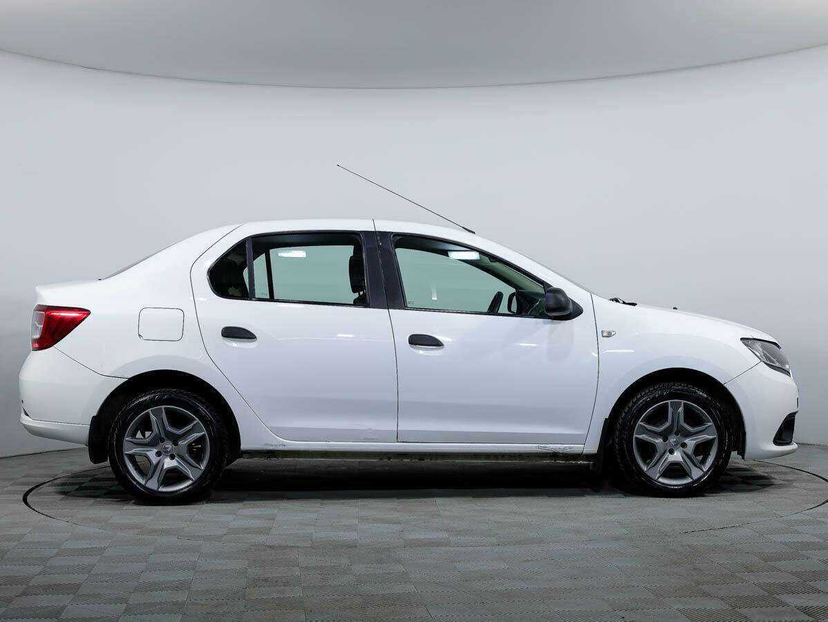 Б/У Рено Логан 2014 года. Фото: #2