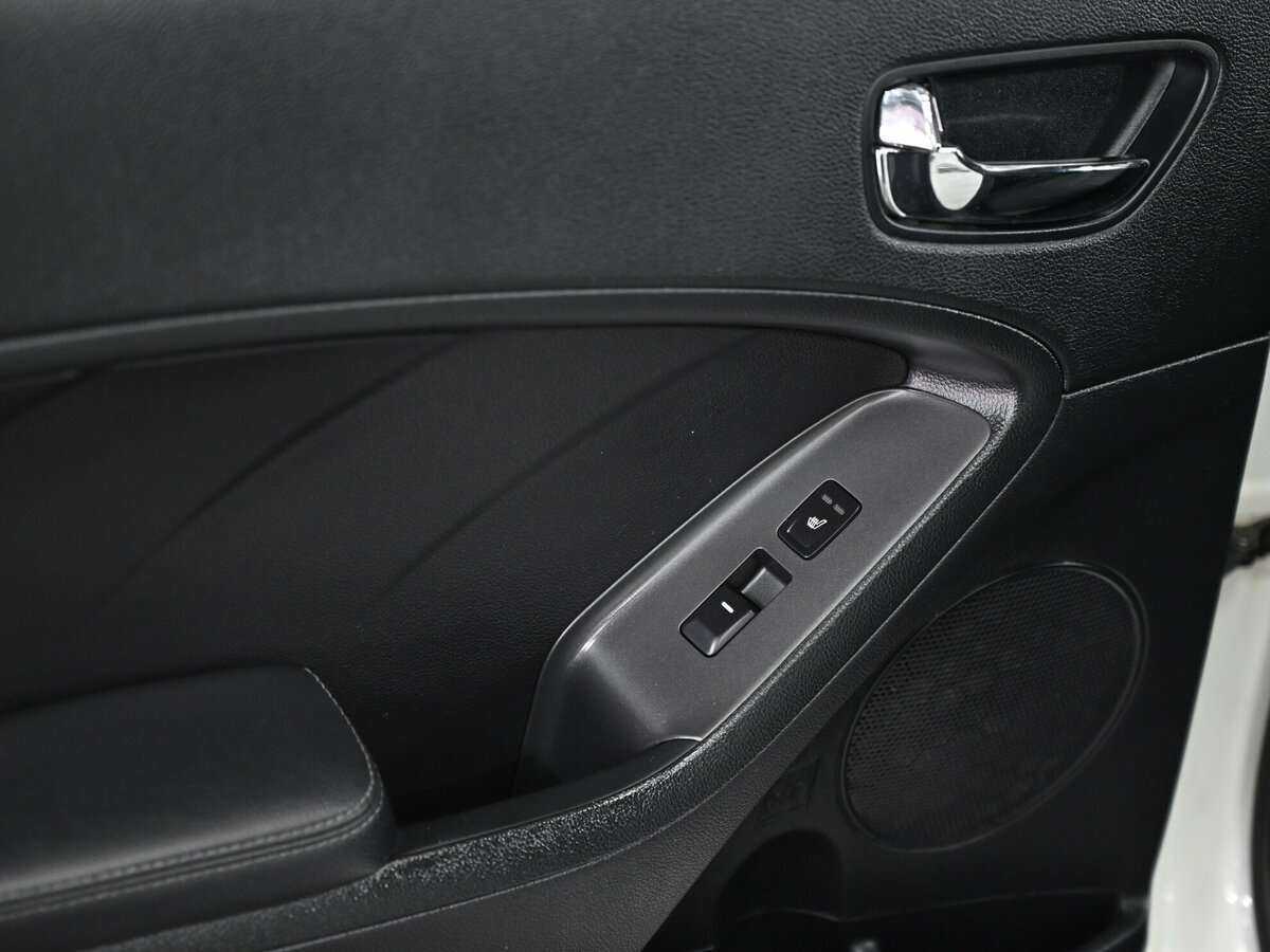 Б/У Киа Церато 2015 года. Фото: #12