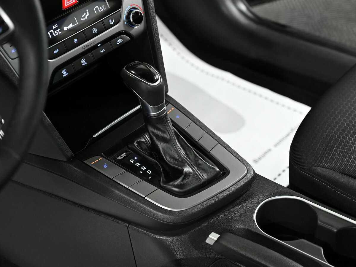 Б/У Хендай Елантра 2017 года. Фото: #9