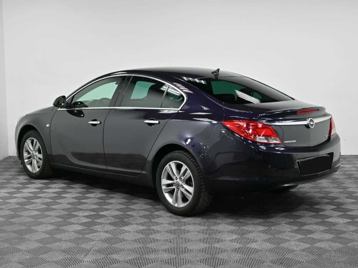 Б/У Опель Инсигния 2013 года. Фото: #2