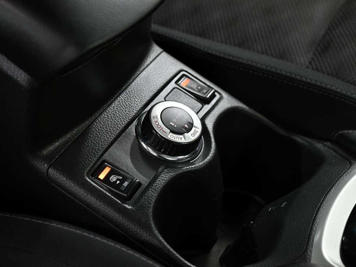 Б/У Ниссан Кашкай 2016 года. Фото: #12