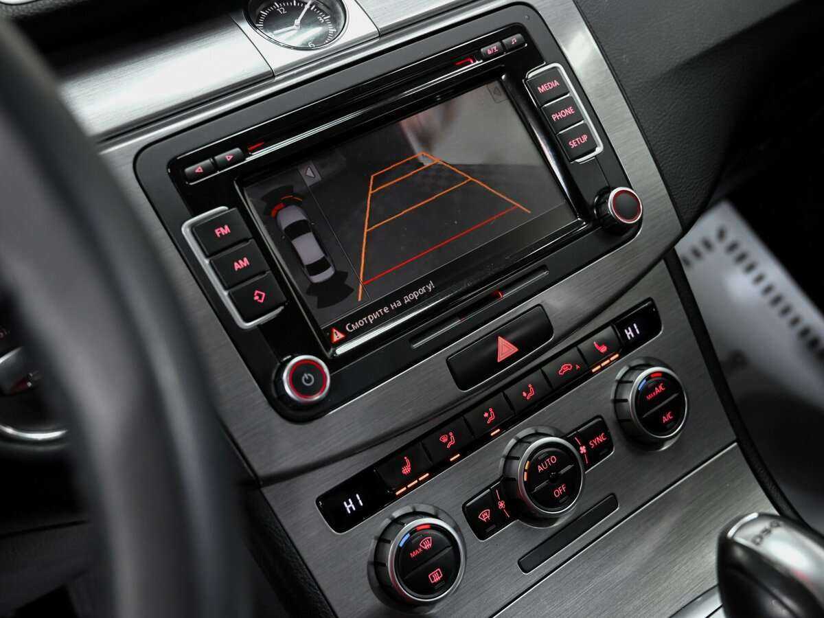 Б/У Фольксваген Пассат 2014 года. Фото: #10