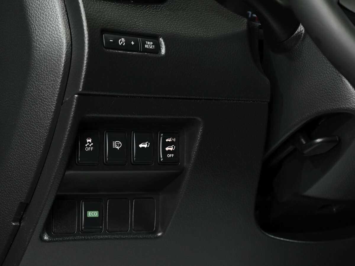 Б/У Ниссан Икс-Трейл 2015 года. Фото: #10