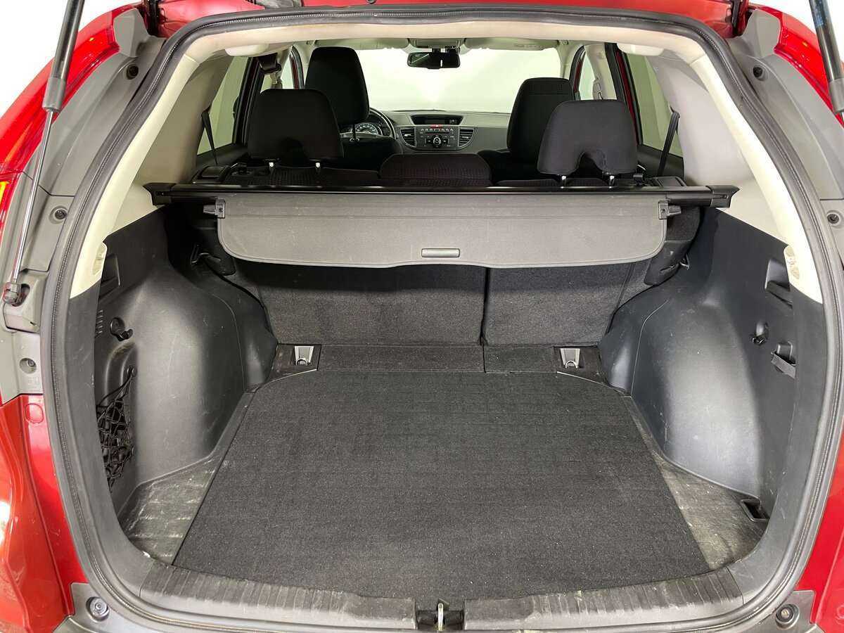 Б/У Хонда ЦР-В 2013 года. Фото: #7