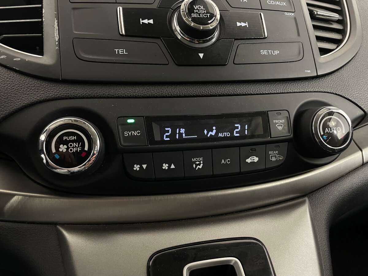 Б/У Хонда ЦР-В 2013 года. Фото: #17