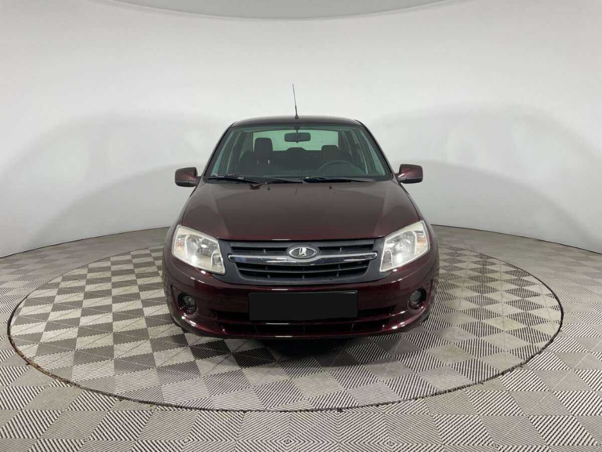 Б/У Лада (ВАЗ) Гранта 2012 года. Фото: #1