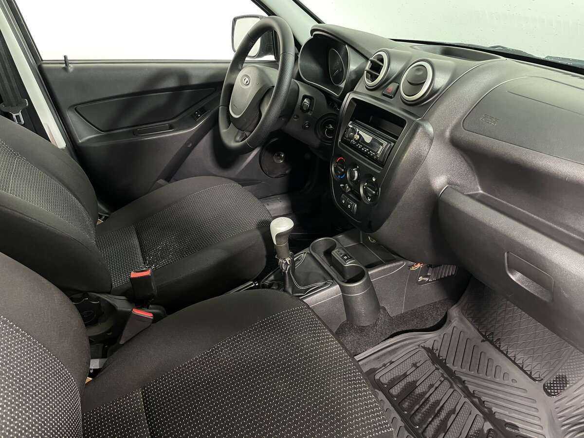 Б/У Лада (ВАЗ) Гранта 2012 года. Фото: #9