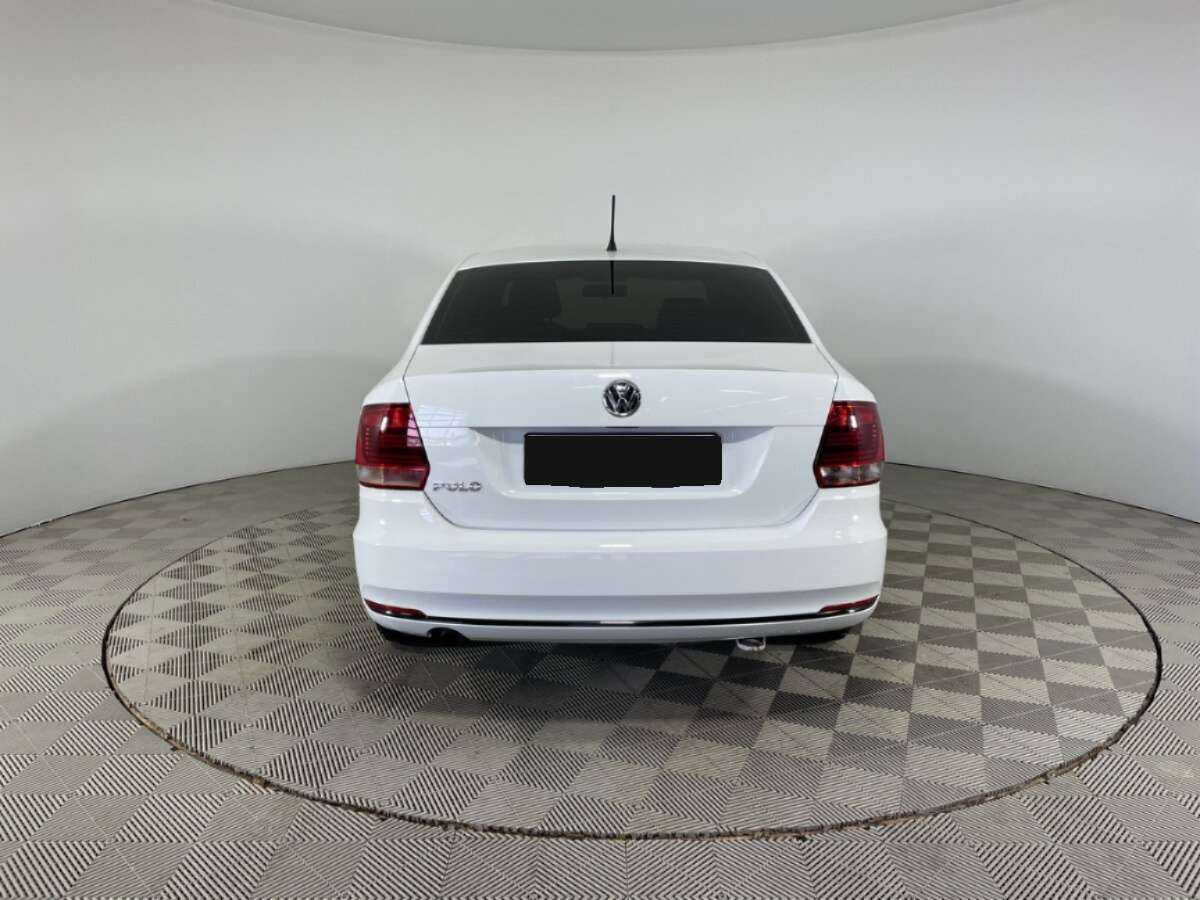 Б/У Фольксваген Поло 2016 года. Фото: #4