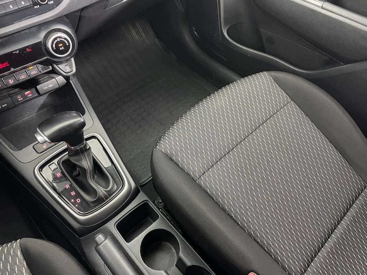 Б/У Киа Рио 2020 года. Фото: #13