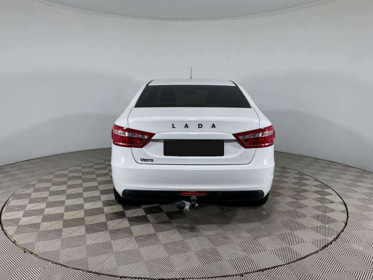 Б/У Лада (ВАЗ) Веста 2021 года. Фото: #4