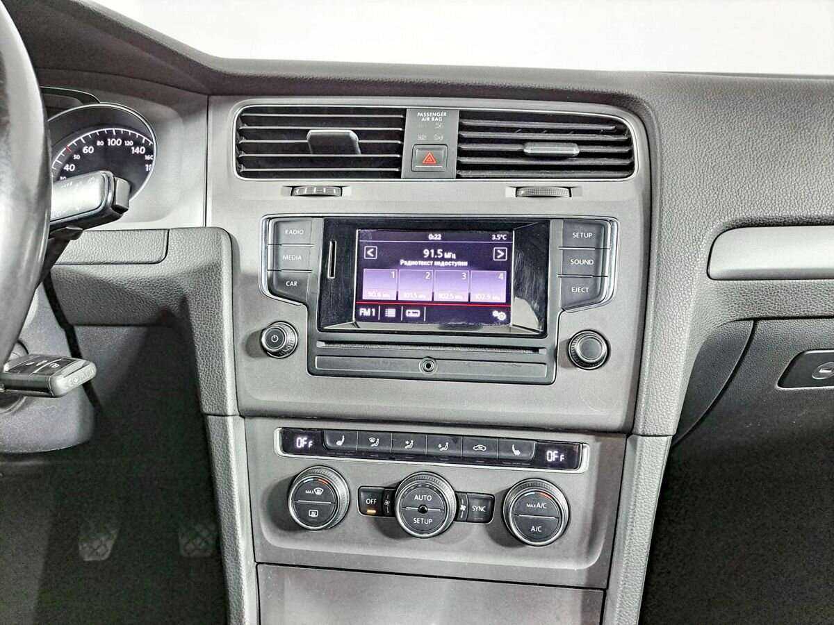 Б/У Фольксваген Гольф 2013 года. Фото: #12