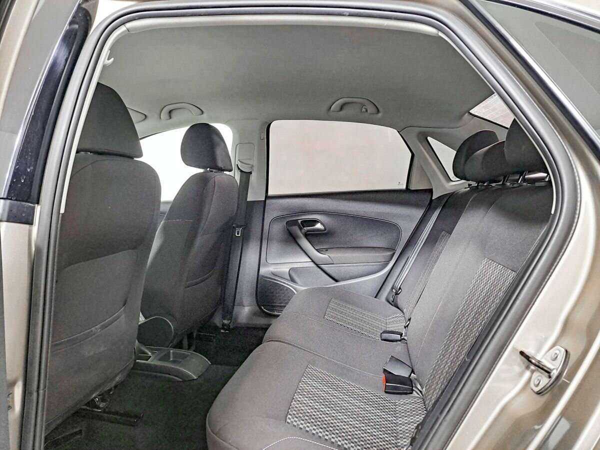 Б/У Фольксваген Поло 2018 года. Фото: #8