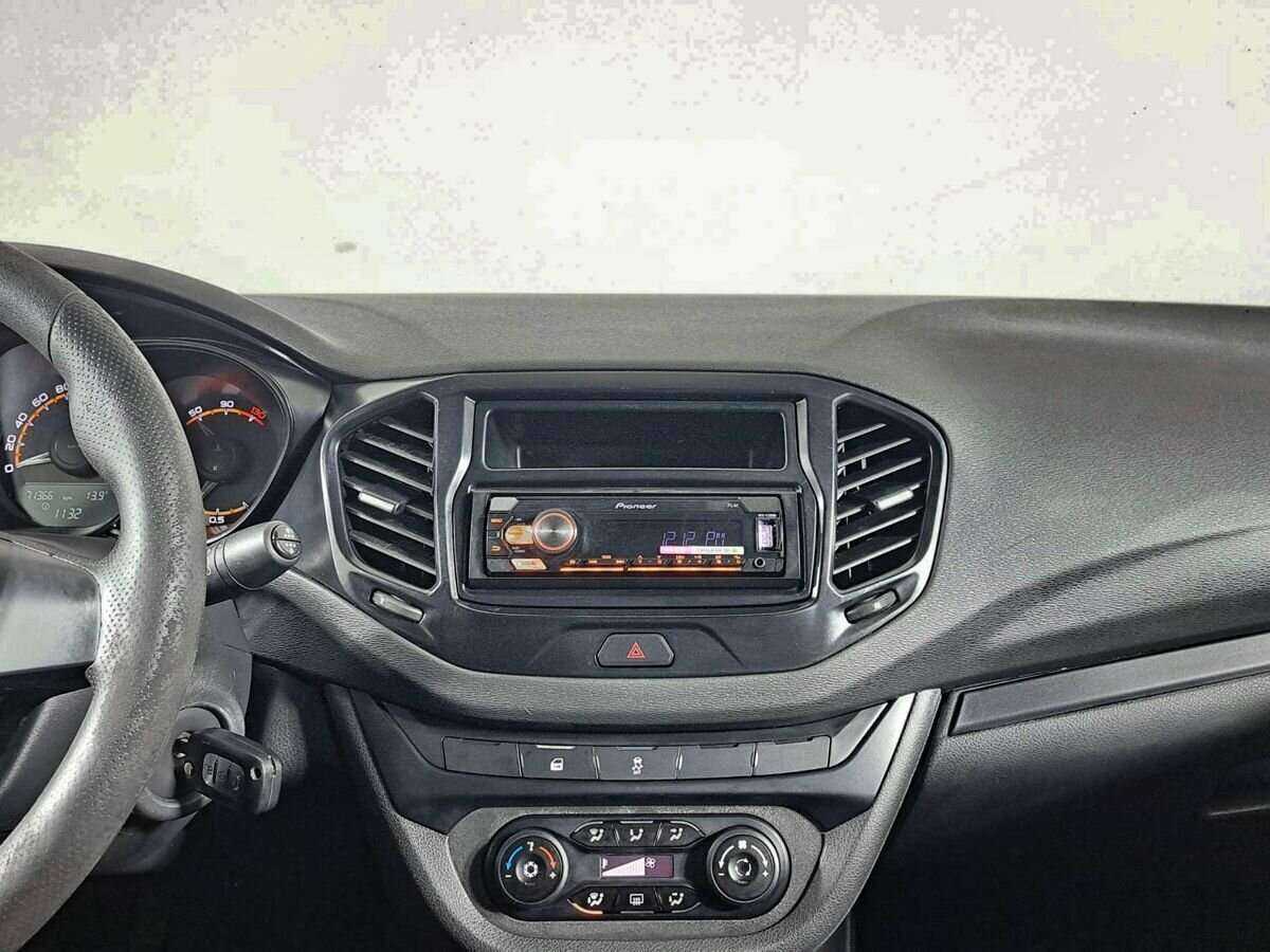 Б/У Лада (ВАЗ) Веста 2020 года. Фото: #10