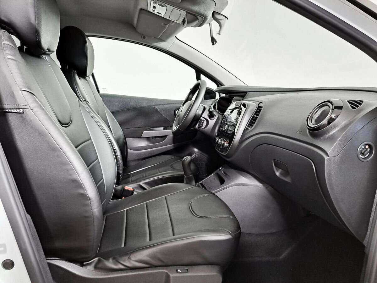 Б/У Рено Каптюр 2018 года. Фото: #5