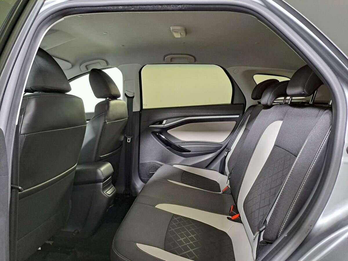 Б/У Лада (ВАЗ) Веста 2019 года. Фото: #9