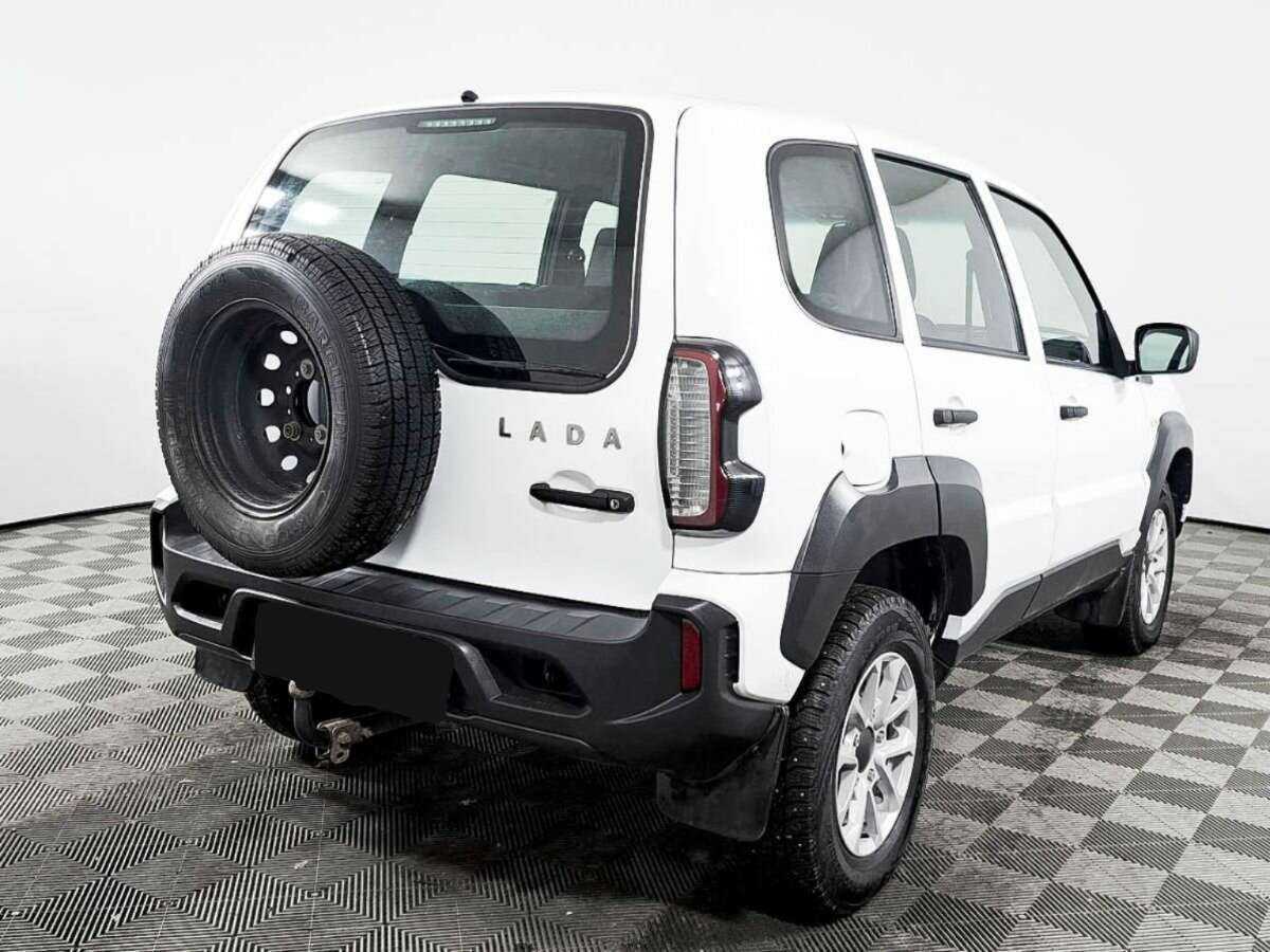 Б/У Лада (ВАЗ) Нива 2021 года. Фото: #4