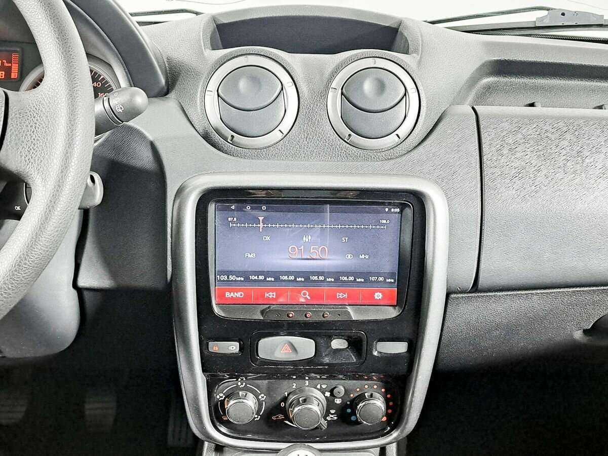 Б/У Рено Дастер 2012 года. Фото: #12