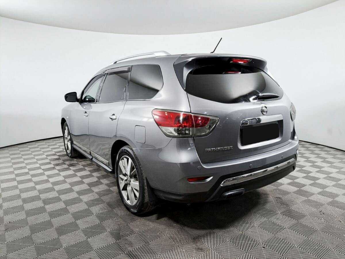 Б/У Ниссан Патфайндер 2014 года. Фото: #6